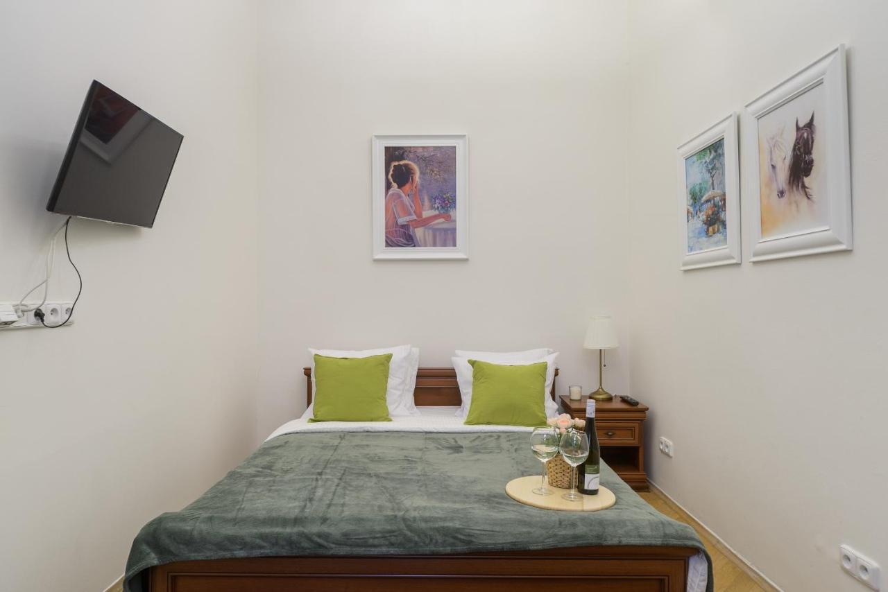 Superior Apartments Near Dlouha Street Прага Екстериор снимка